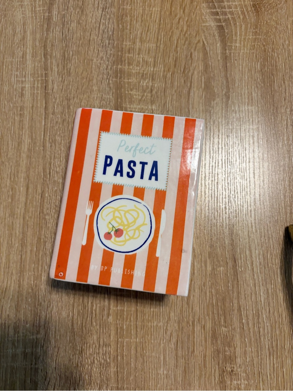 Pasta box vase